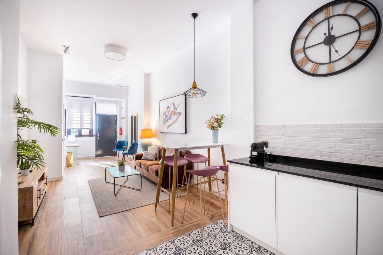 Apartamento Macarena a un paso de la Alameda Sevilla Bagian luar foto